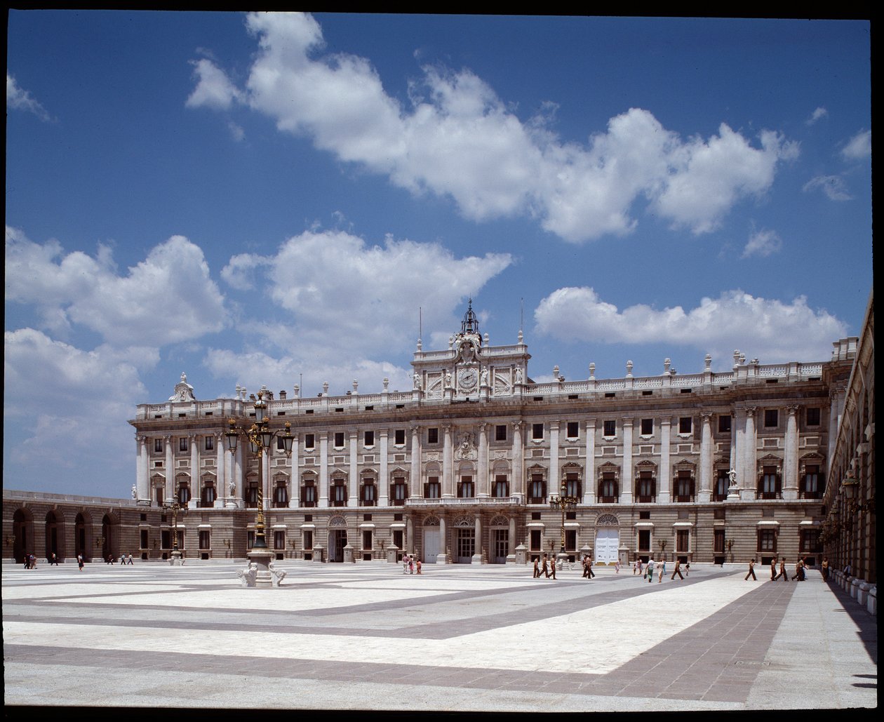 Näkymä kuninkaallisesta palatsista (1738-1755) (valokuva) tekijältä Spanish School