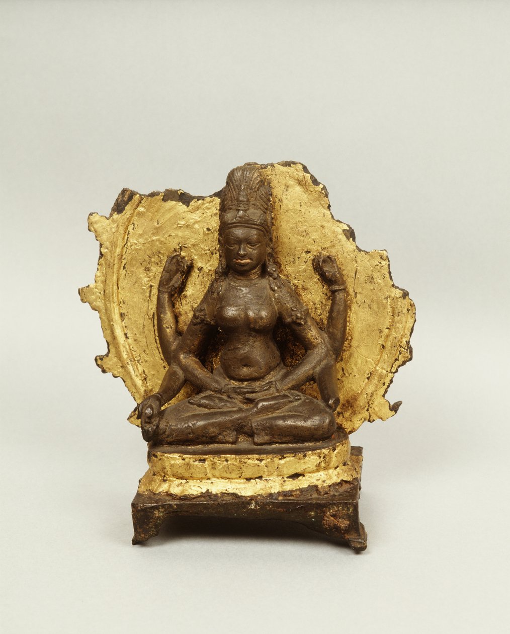 Tara-patsas (pronssi) tekijältä Srivijaya