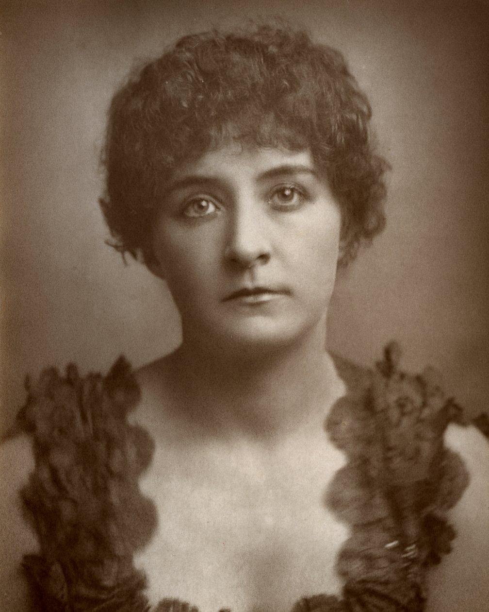Julia Gwynne, brittiläinen oopperalaulaja ja näyttelijä, 1884 tekijältä St James