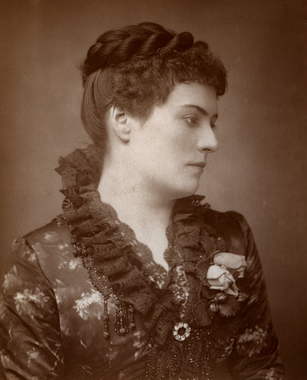 Sophie Eyre, brittiläinen näyttelijä, 1883 tekijältä St James