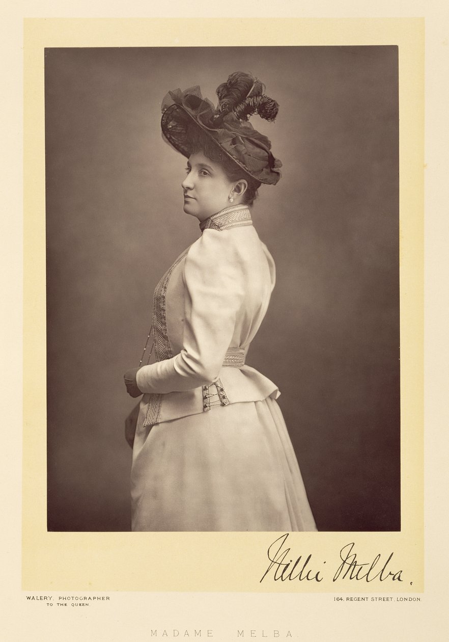 Dame Nellie Melba (1861-1931), oopperasopraano, muotokuva (seepiakuva) tekijältä Stanislaus Walery