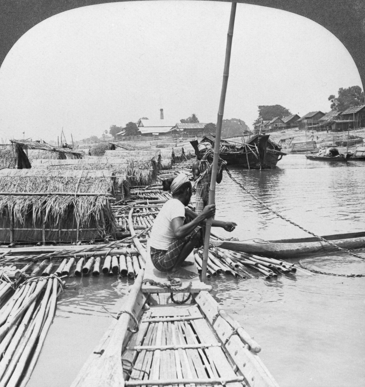 Lauttoja Irrawaddy-joella, Mandalay, Burma, 1908. tekijältä Stereo Travel Co