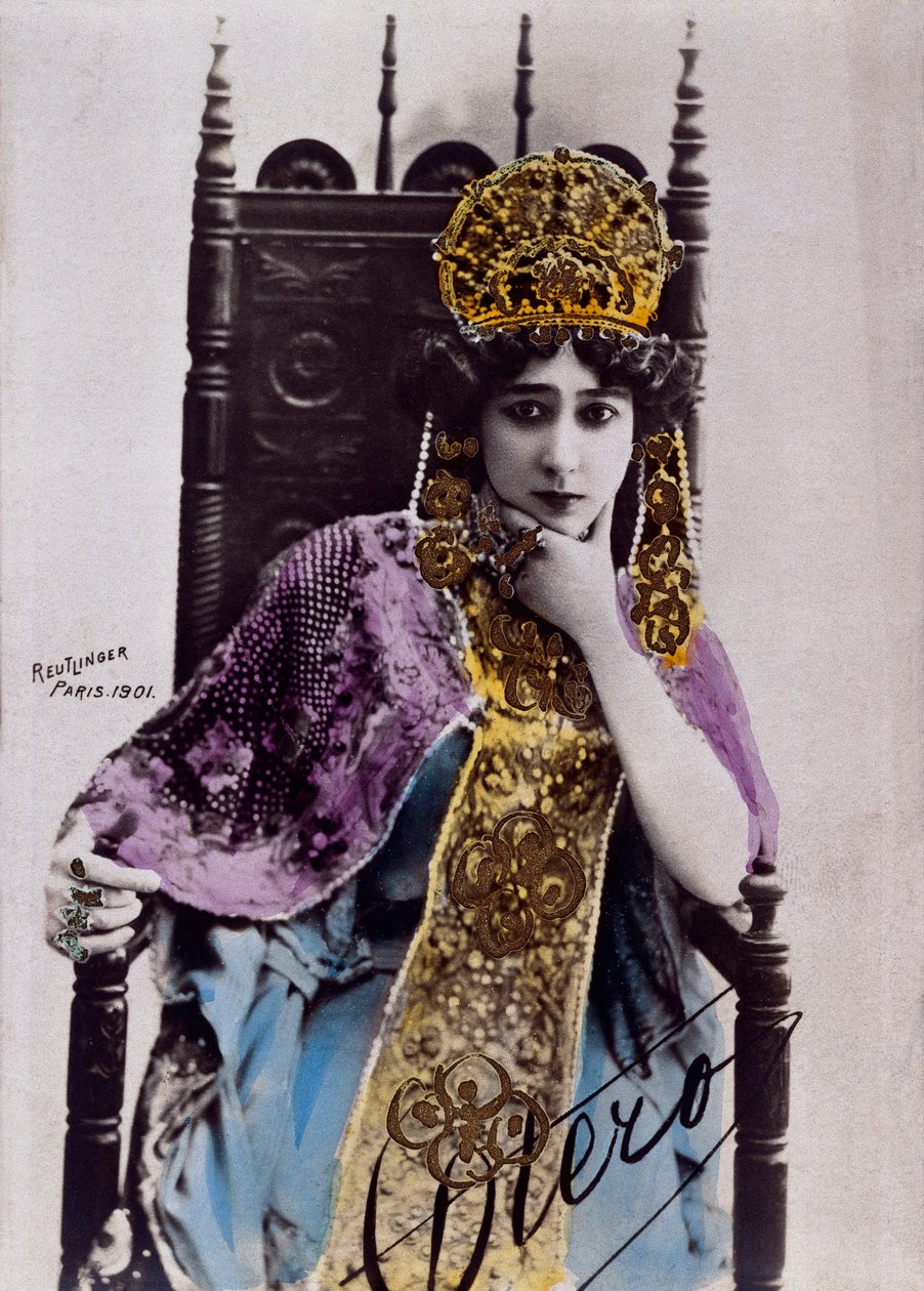 Caroline (La Belle) Oteron (1868-1965) muotokuva, postikortti nimikirjoituksella tekijältä Studio Reutlinger