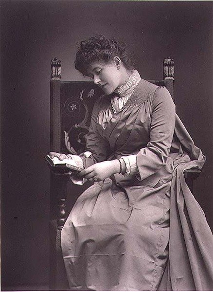 Ellen Terryn (1847-1928) muotokuva, 1880-luvun puoliväli (m/v valokuva) tekijältä Studio Walery