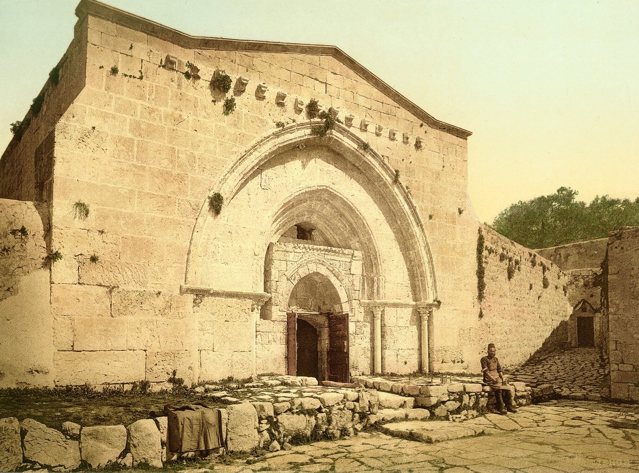 Neitsyt Marian haudan kirkon julkisivu Kedronin laaksossa, Jerusalemissa, n. 1880-1900 (valokuva) tekijältä Swiss Photographer