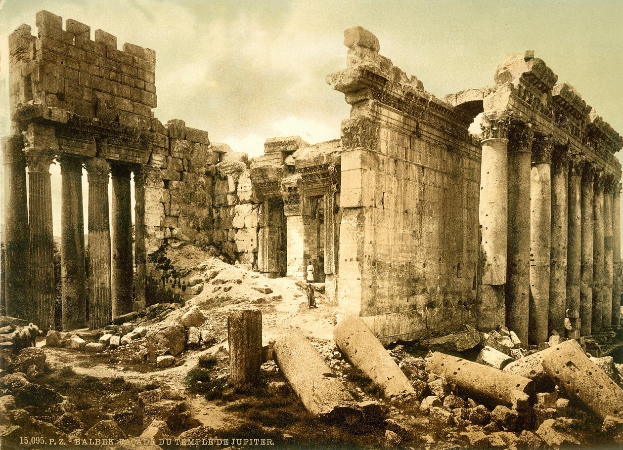 Bacchuksen temppeli, Baalbek, n. 1880-1900 (valokuva) tekijältä Swiss Photographer