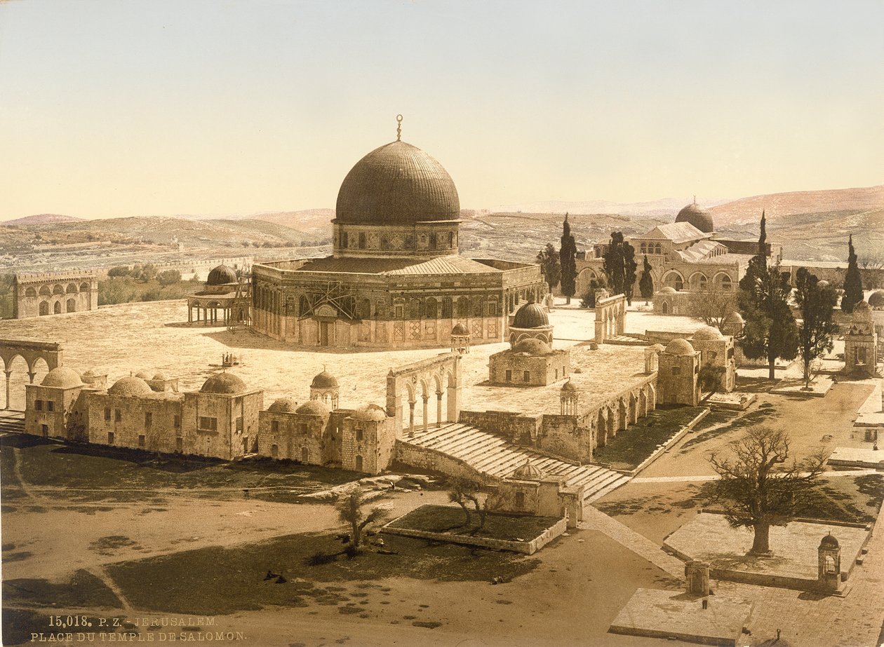 Näkymä temppelivuorelle, kallion kupoli ja El Aqsa -moskeija, Jerusalem, n. 1880-1900 (valokuva) tekijältä Swiss Photographer