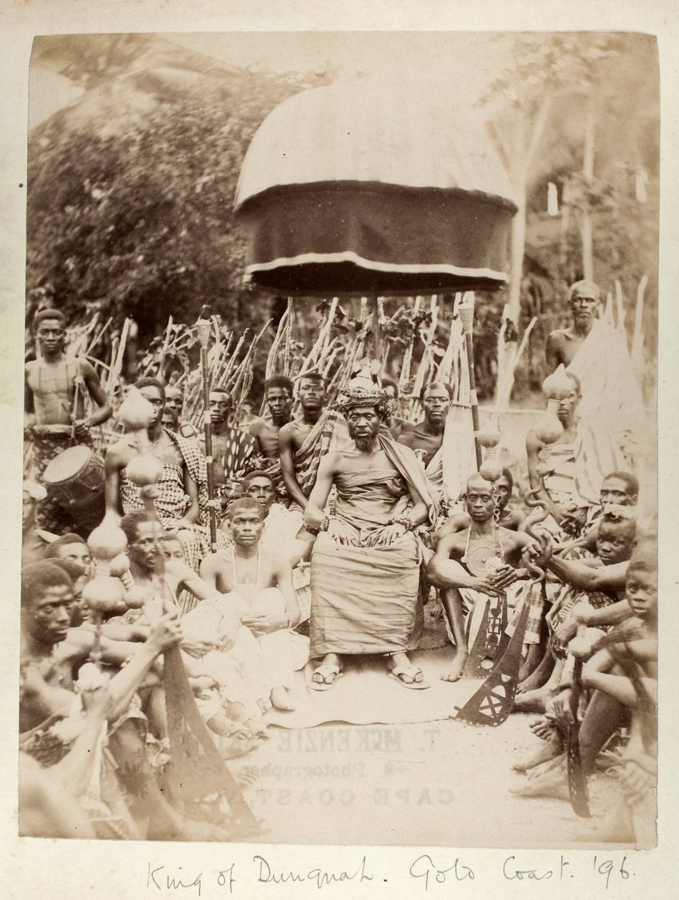 King of Dunquah, Gold Coast, Ghana, 1896 (albumiprintti) tekijältä T. McKenzie