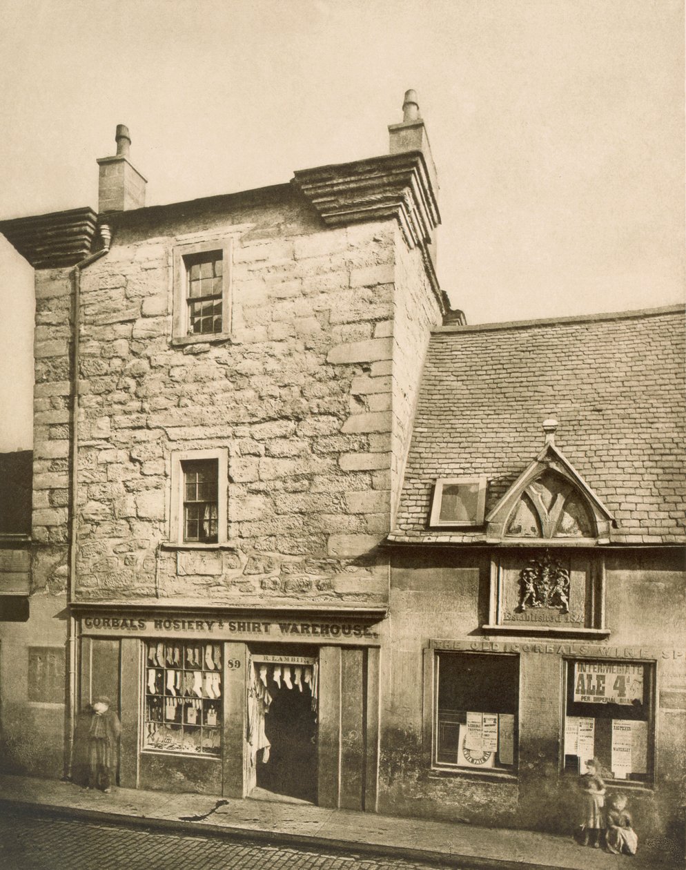 Elphinstone Tower, Man Street, Gorbals, Glasgow, 1868-99 (bw kuva) tekijältä T.and R. Annan and Sons