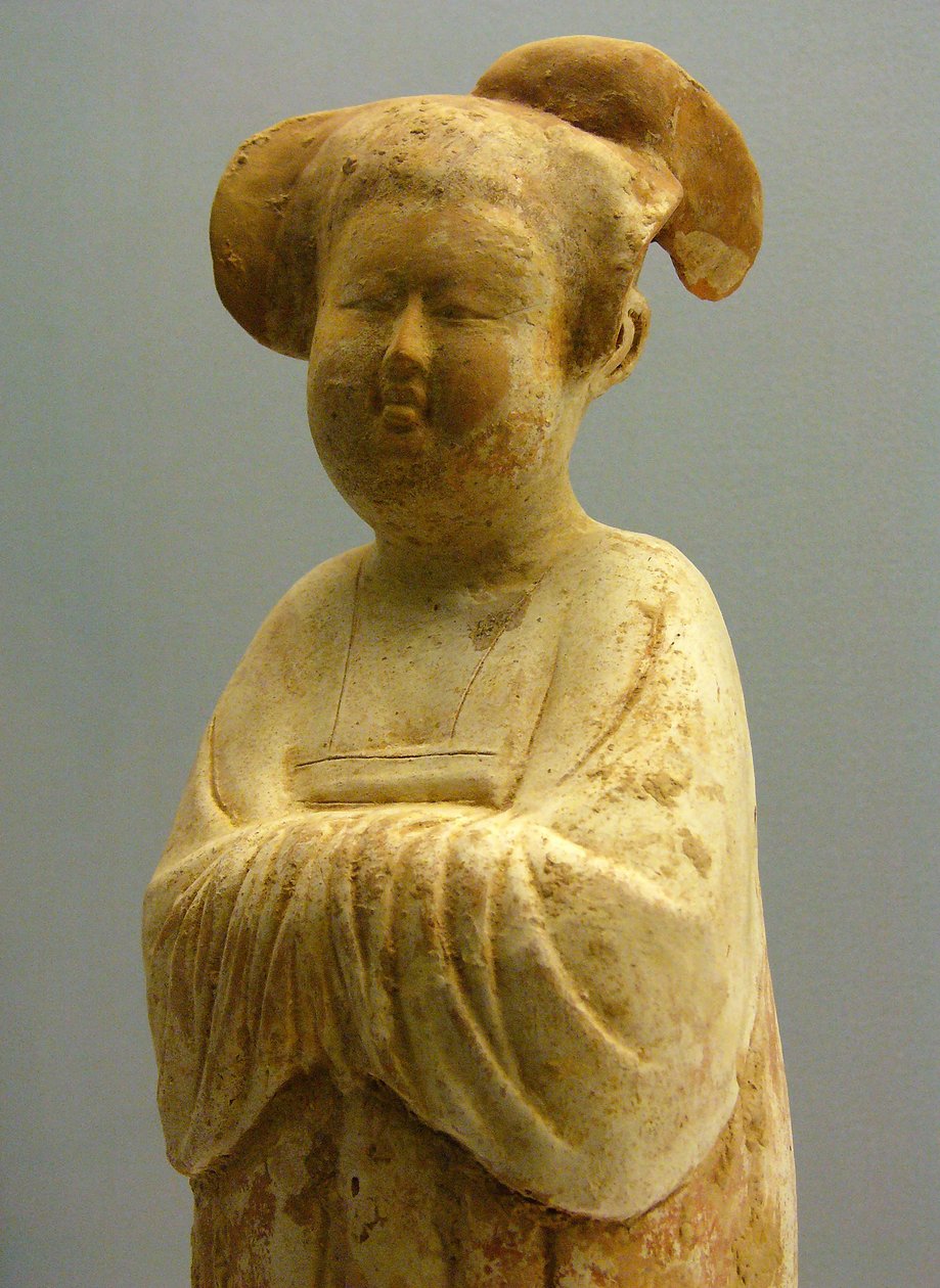 Maalattu keramiikka ja doree, naishahmo, Tang-dynastia (618-907), Shanghain kansallismuseo. Valokuvaus, Leonard de Selva, Kiina, 2006. tekijältä Tang Dynasty Chinese School