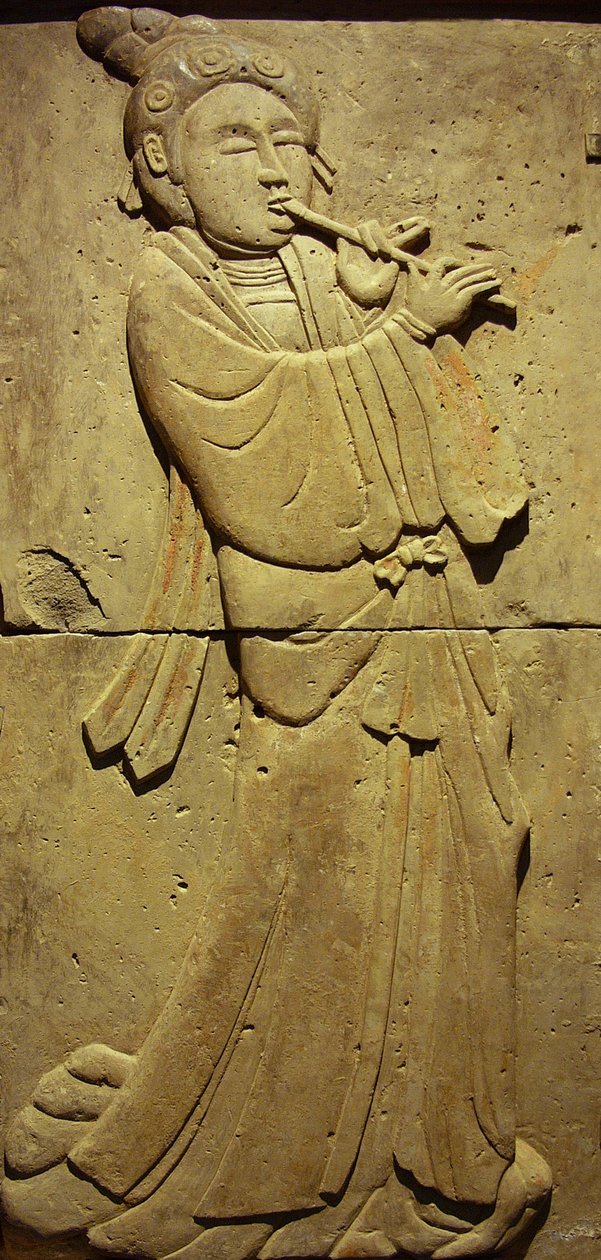 Shaanxin maakunnasta Xianin Steles Forest Museumista löydetty terrakottastela muusikon Tang-dynastian (618-907) kanssa. Valokuvaus, Leonard de Selva, Kiina, 2006. tekijältä Tang Dynasty Chinese School