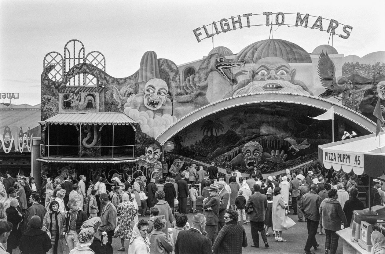 Sisäänkäynti Flight to Mars -näyttelyyn Seattlen maailmannäyttelyssä tekijältä Ted Spiegel