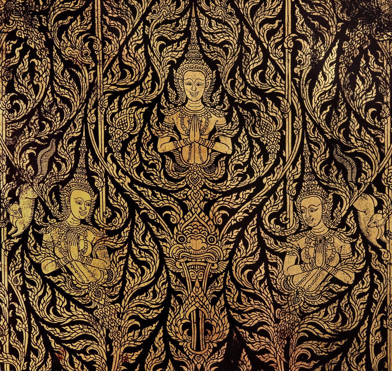 Kaapin yksityiskohta (lakattu puu) tekijältä Thai School