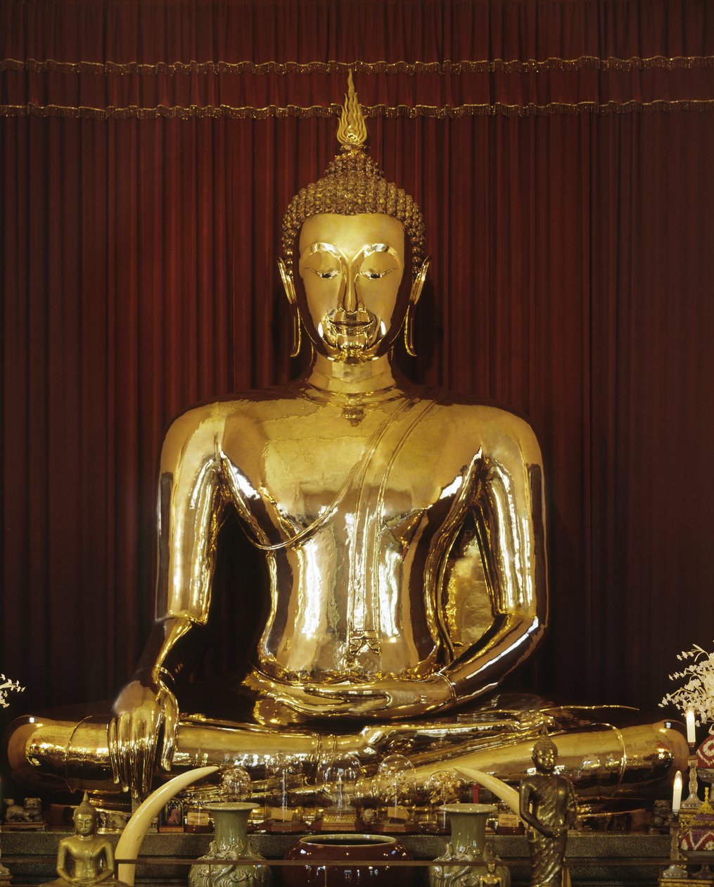 Buddhan kuva (kulta) tekijältä Thai School