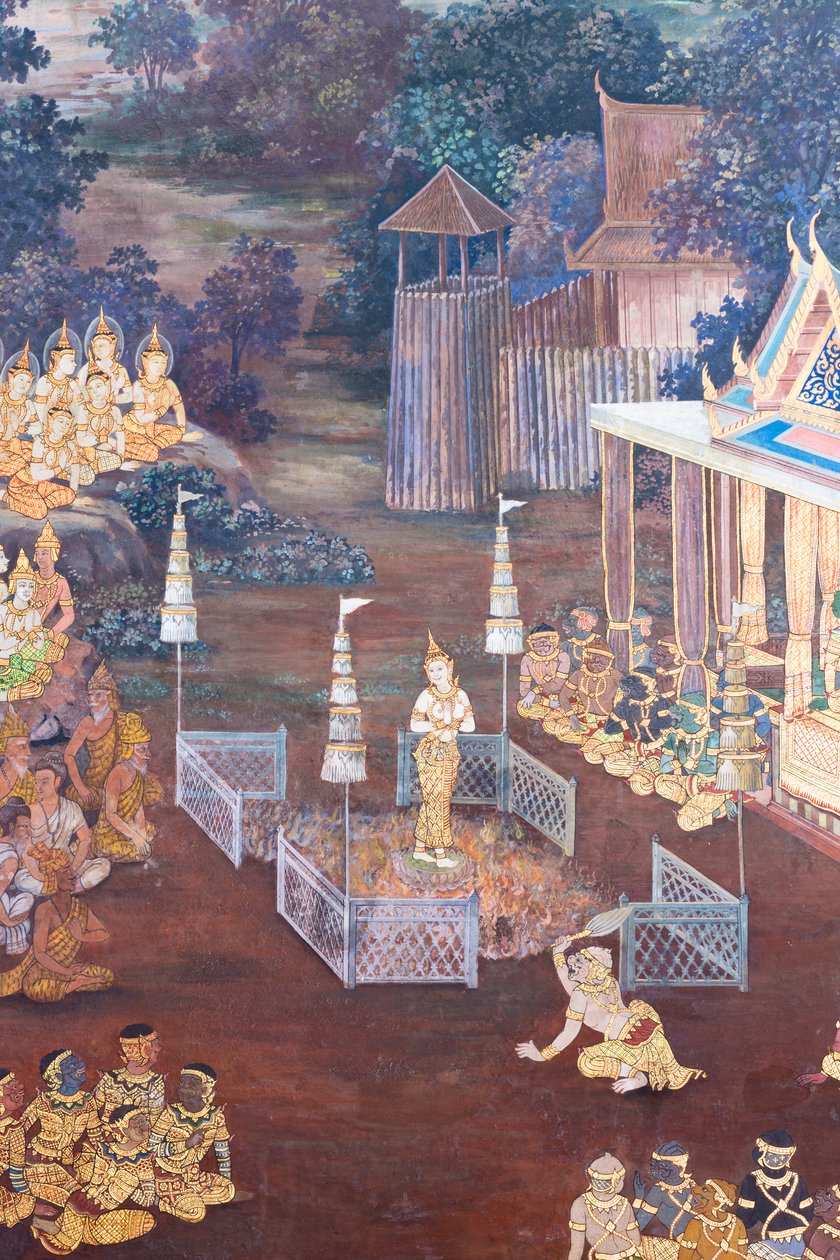 Seinämaalaus, joka kuvaa kohtauksia Ramayanasta Wat Phra Kaeossa, Kuninkaallisesta palatsista, Bangkokista, Thaimaasta tekijältä Thai School