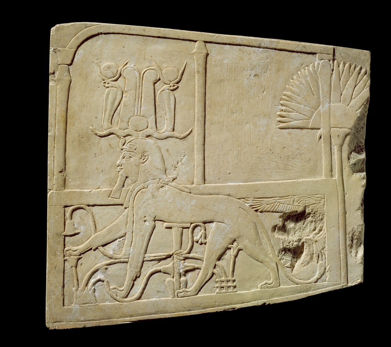 Reliefi, joka kuvaa harhailevaa sfinksiä, 1069-715 eKr. (kalkkikivi, jossa on kipsi- ja pigmenttijälkiä) tekijältä Third Intermediate Period Egyptian