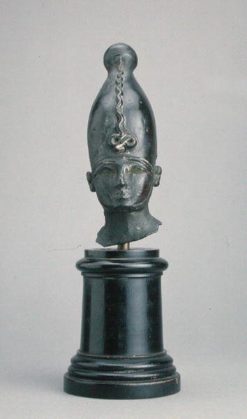 Osiris-jumalan pää (pronssi) tekijältä Third Intermediate Period Egyptian