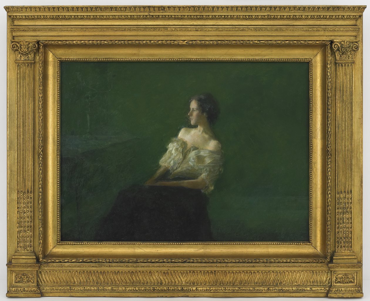 Tutkimus istuvasta naisesta, 1897 tekijältä Thomas Wilmer Dewing