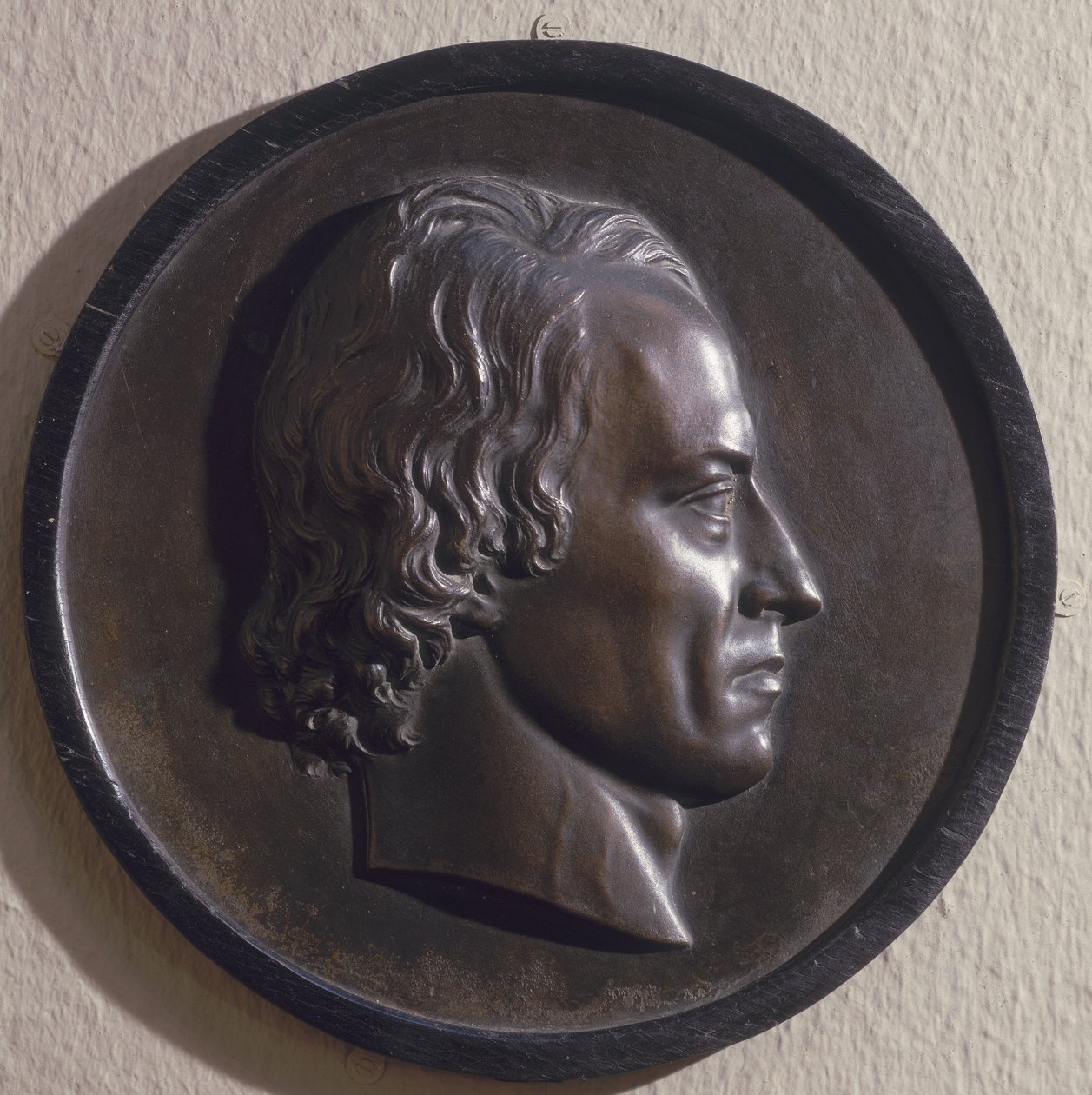Alfred lordi Tennysonin (1809-92) muotokuvamitali (pronssi) tekijältä Thomas Woolner