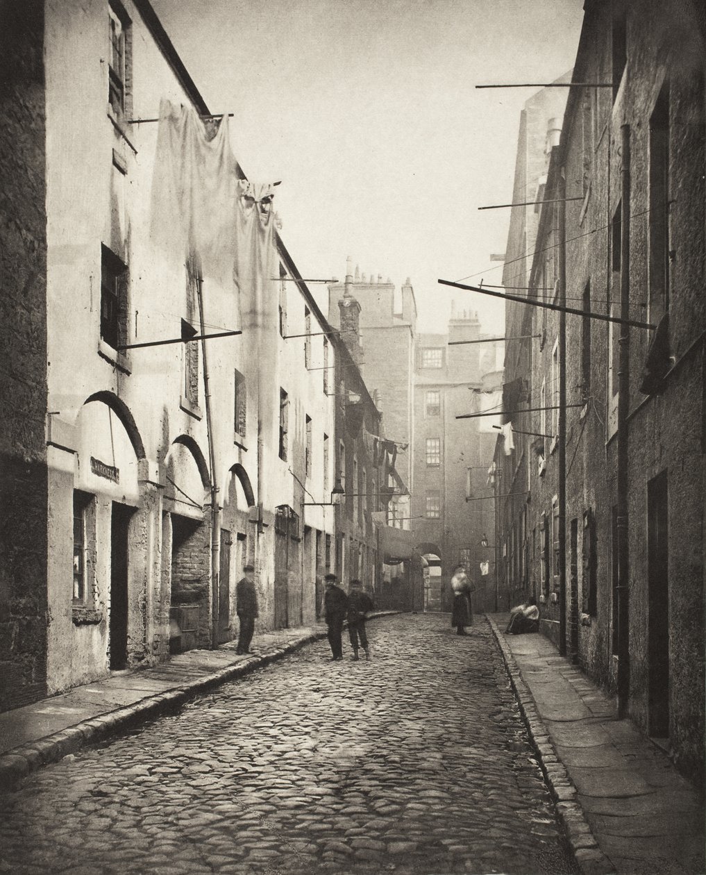 Broad Close, High Street nro 167 (#3) tekijältä Thomas Annan