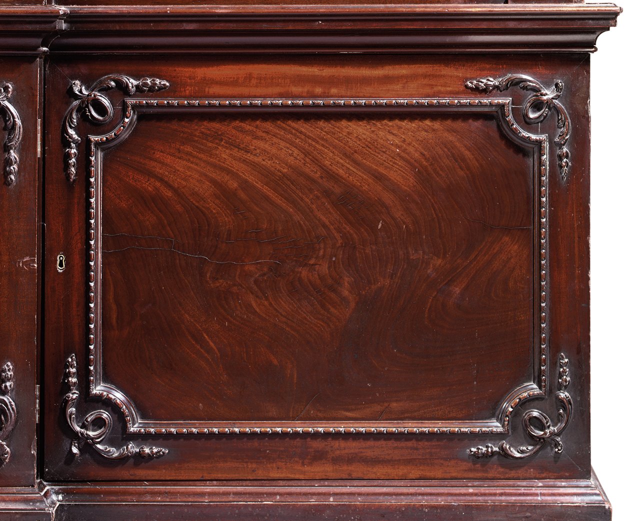 George III -kirjahylly tekijältä Thomas Chippendale