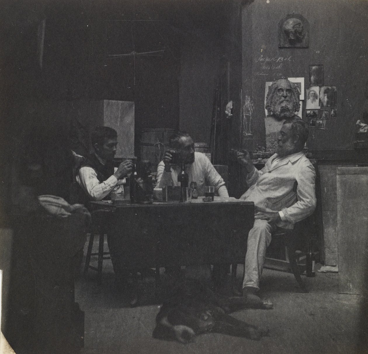 [Samuel Murray, Thomas Eakins ja William O’Donovan Eakinsin Chestnut Streetin ateljeessa] tekijältä Thomas Eakins