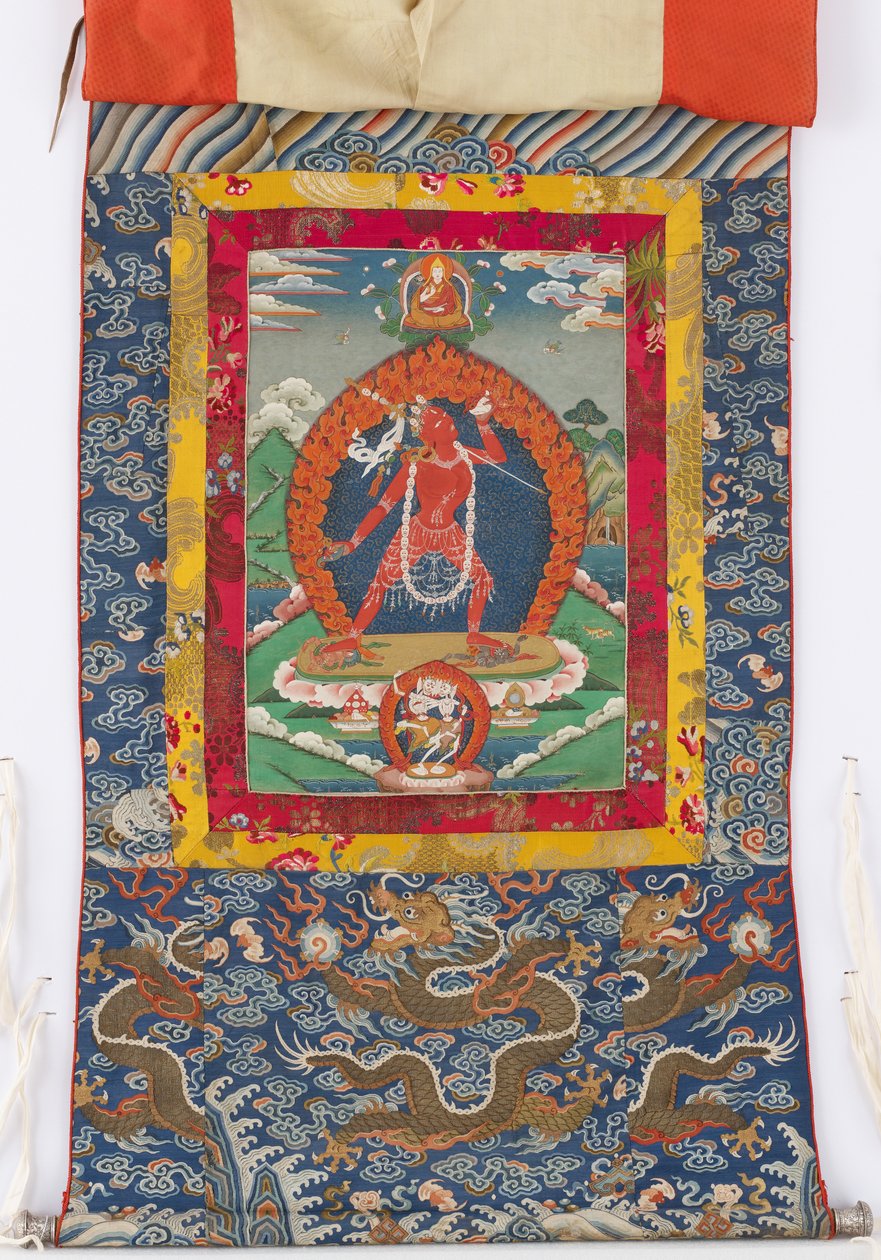 Dakini, 1800-luvun maalaus, 1800- ja 1700-luvun tekstiilireunukset tekijältä Tibetan School