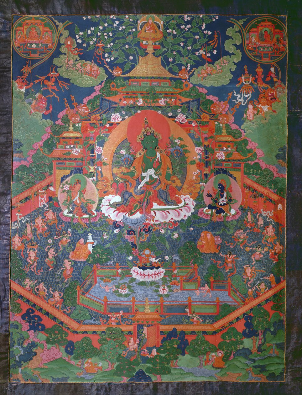 Thangka, joka kuvaa Green Taraa (guassi tekstiilillä) tekijältä Tibetan School