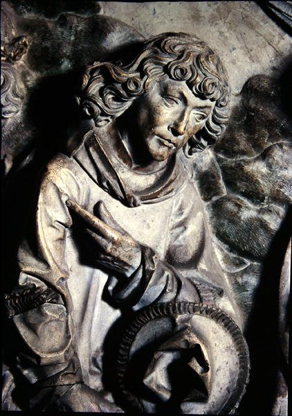 Henri II:n (973-1024) ja hänen vaimonsa Kunigunden hauta, yksityiskohta St. Laurencesta tekijältä Tilman Riemenschneider