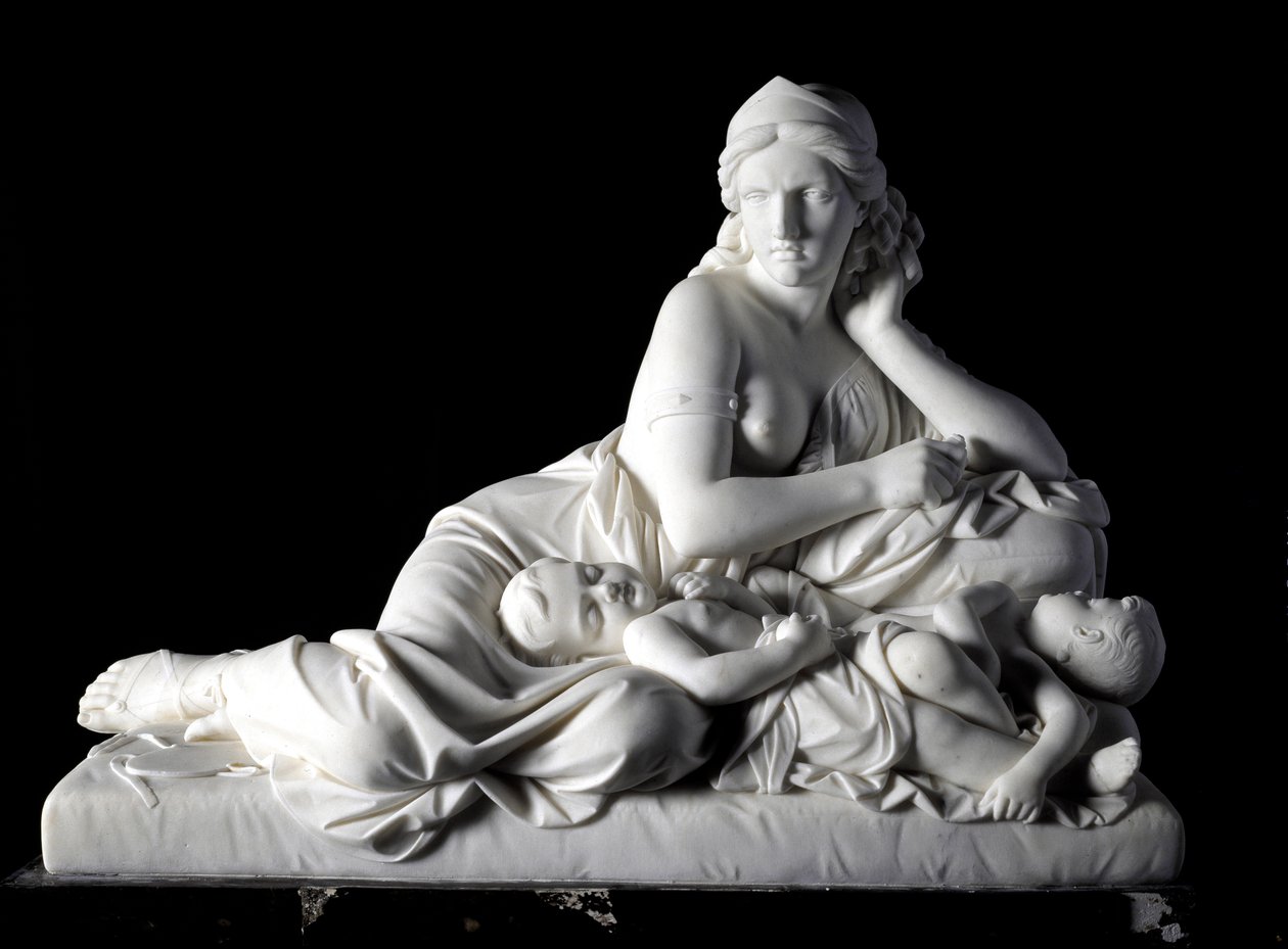 Medee harkitsee lastensa tappamista Tommaso Solarin (1820-1897) marmoriveistos 1863. Dim. 60x80x38 cm Prince Odone di savoian kokoelmasta. Genes, Art Gallery Moderna, inv. 744 tekijältä Tommaso Solari