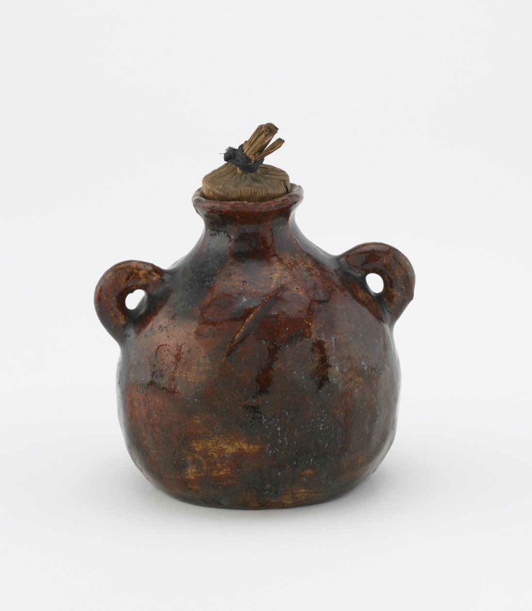 Karkkipullo, Nagoya, Aichin prefektuuri, Edo-kausi, 1858 (keramiikka). tekijältä Toyosuke III