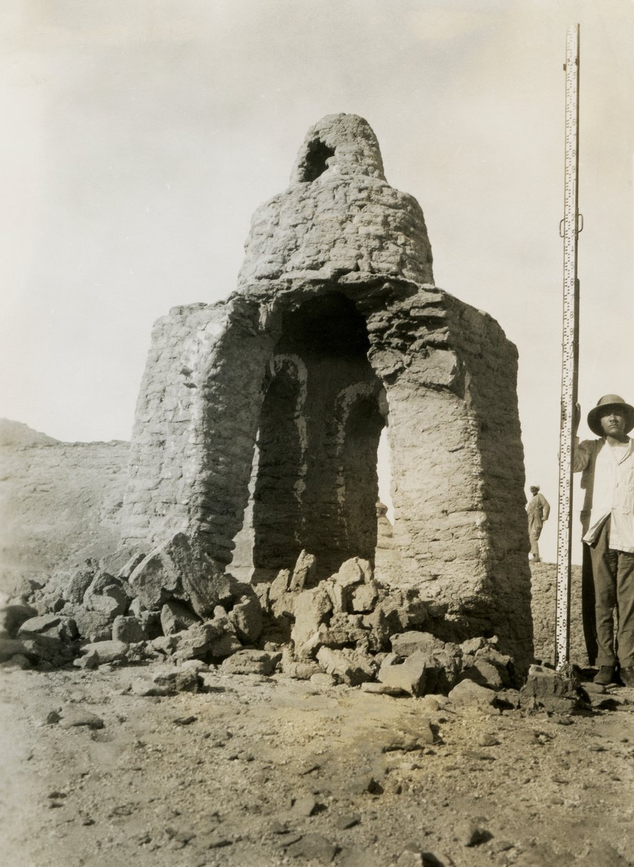 Hauta hautakammiossa, Qasr Ibrim, Egypti, valokuvaaja Ugo Monneret de Villard. tekijältä Ugo Monneret de Villard
