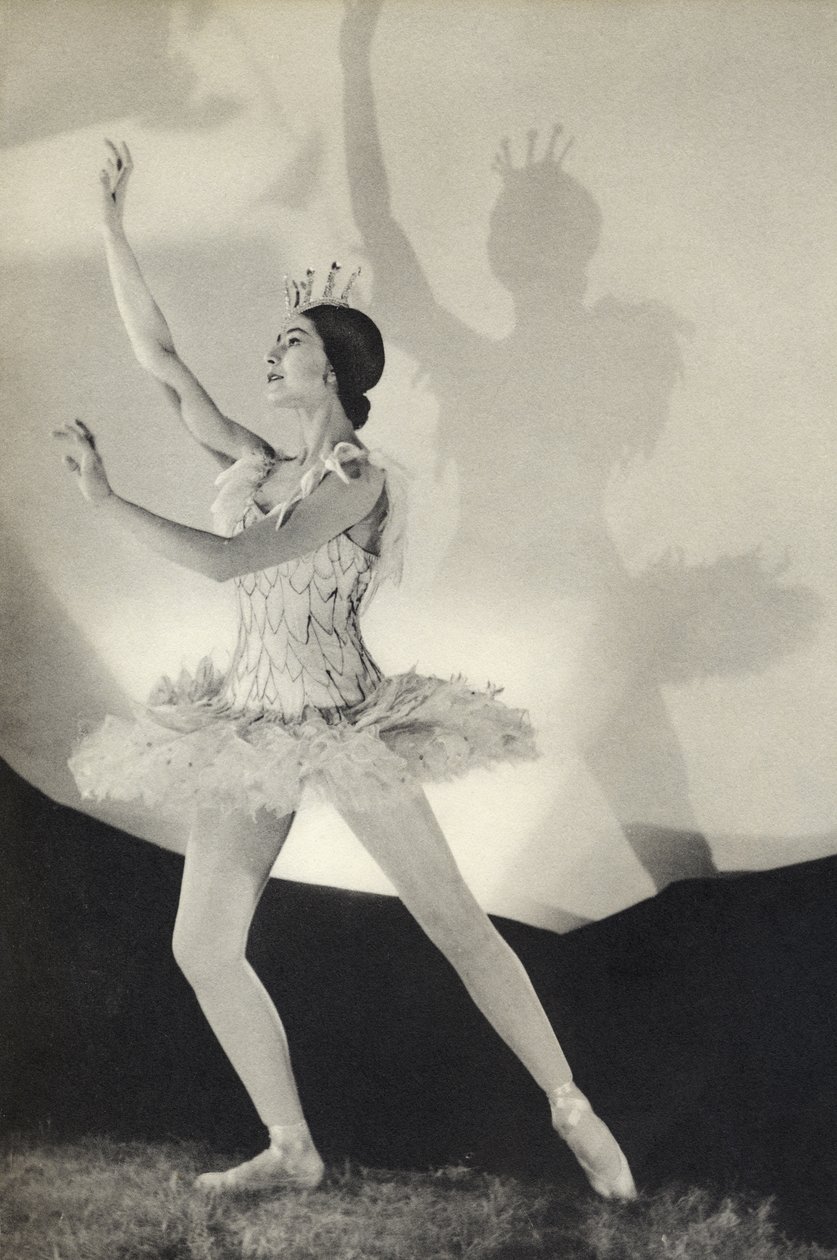 Dame Margot Fonteyn de Arias, teoksesta Footnotes to the Ballet, julkaistu 1938 tekijältä Unbekannt Unbekannt