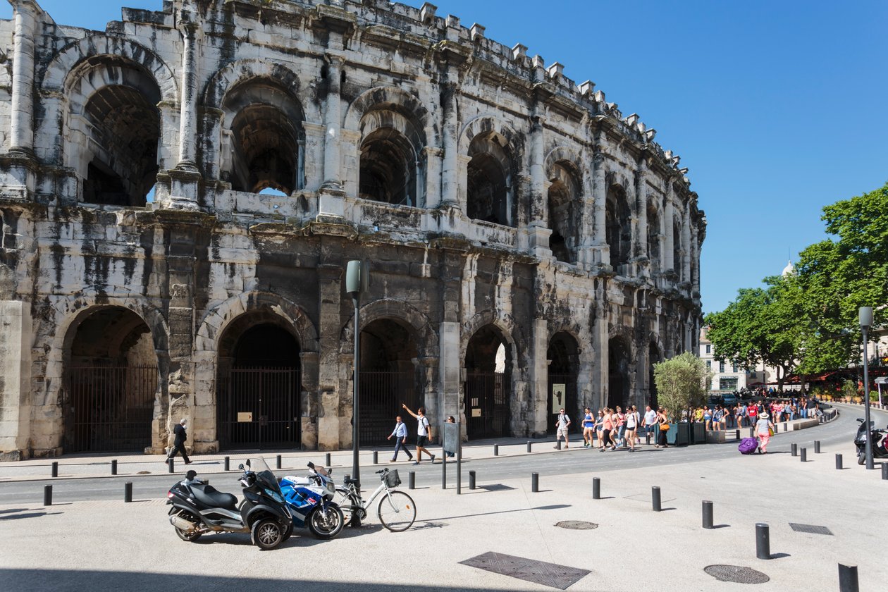 Nimes, Ranska. Roomalainen amfiteatteri. tekijältä Unbekannt Unbekannt