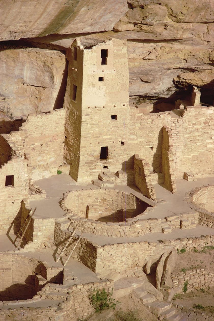 1000-1300-luvuilla rakennettujen Pueblo-intiaanien kallioasuntojen jäänteet tekijältä Unbekannt Unbekannt