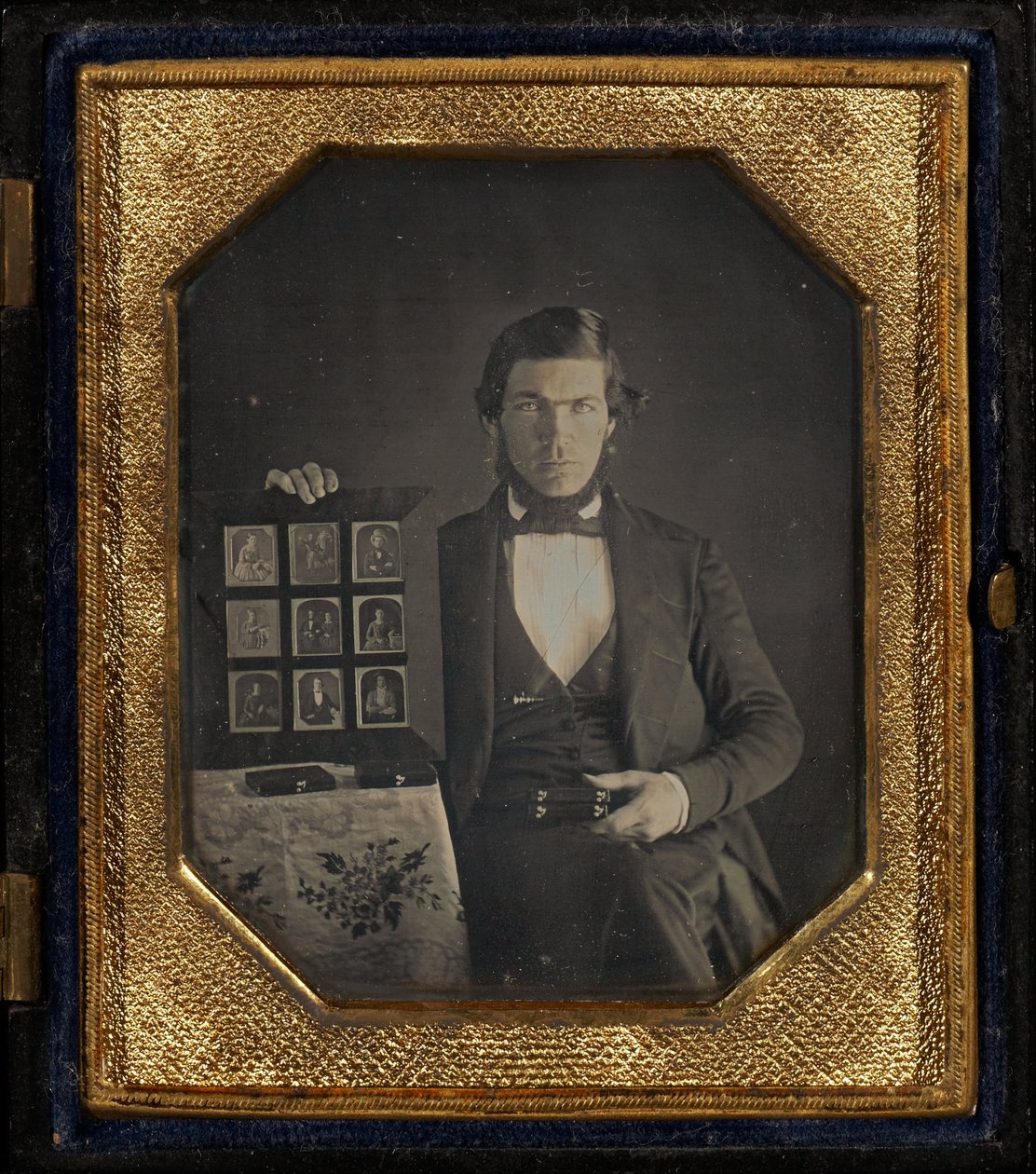 Tuntematon valmistaja, amerikkalainen - Portrait of Unidentified Daguerreotypist (tunnistamaton daguerreotypisti) tekijältä Unbekannt Unbekannt