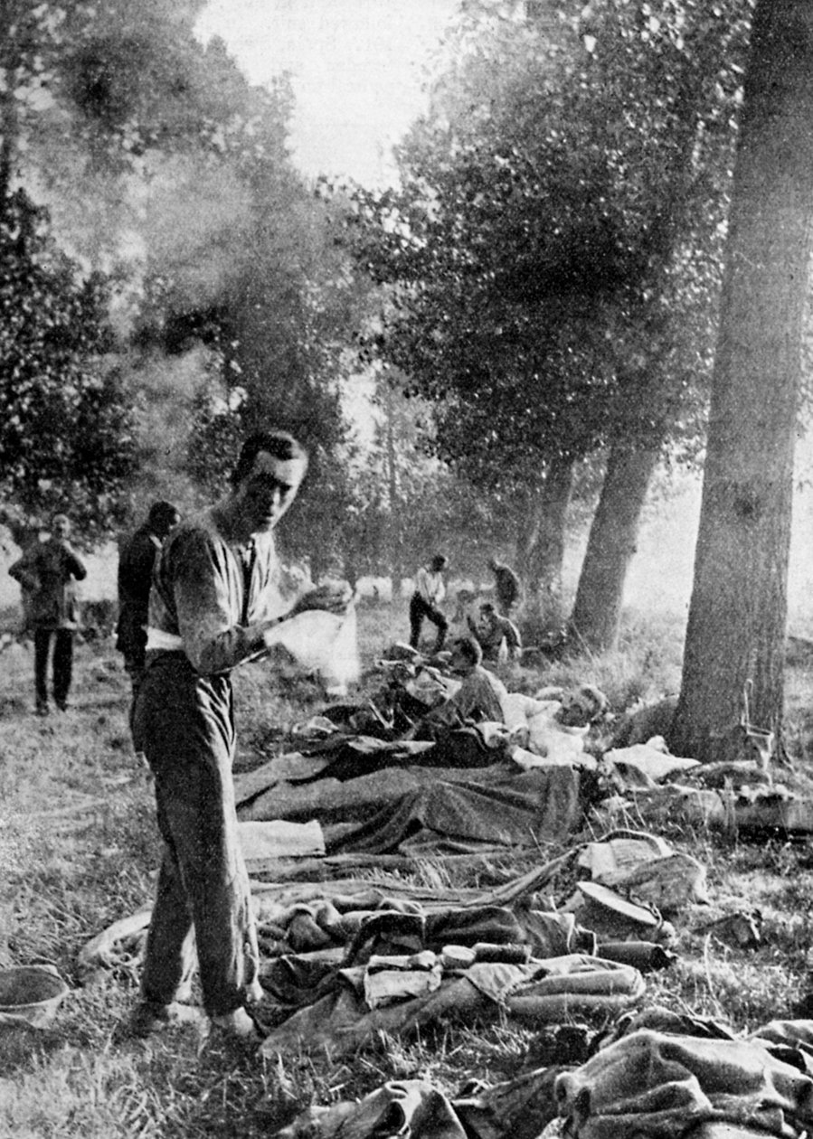 11. husaarit tunkeutuivat Champsiin vetäytymisen jälkeen Monsista, syyskuu 1914 1935 tekijältä Unbekannt
