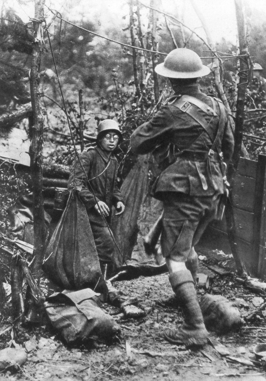 Saksalainen sotilas antautuu, Aisne, Ranska, ensimmäinen maailmansota, 18. heinäkuuta 1918 tekijältä Unbekannt