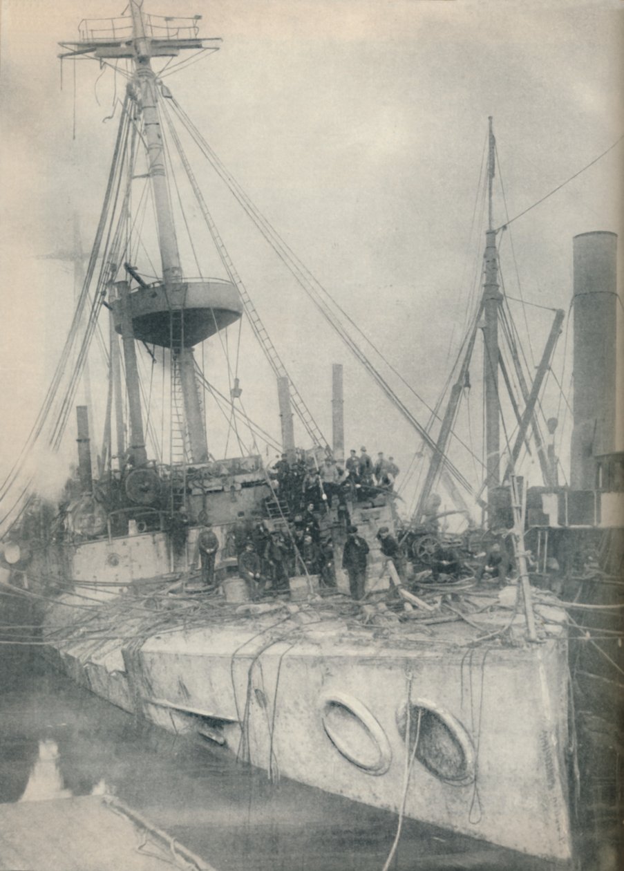Pelastusvoitto. Risteilijä Gladiator, pelastushinaajien tukema, 1908, 1936 tekijältä Unbekannt