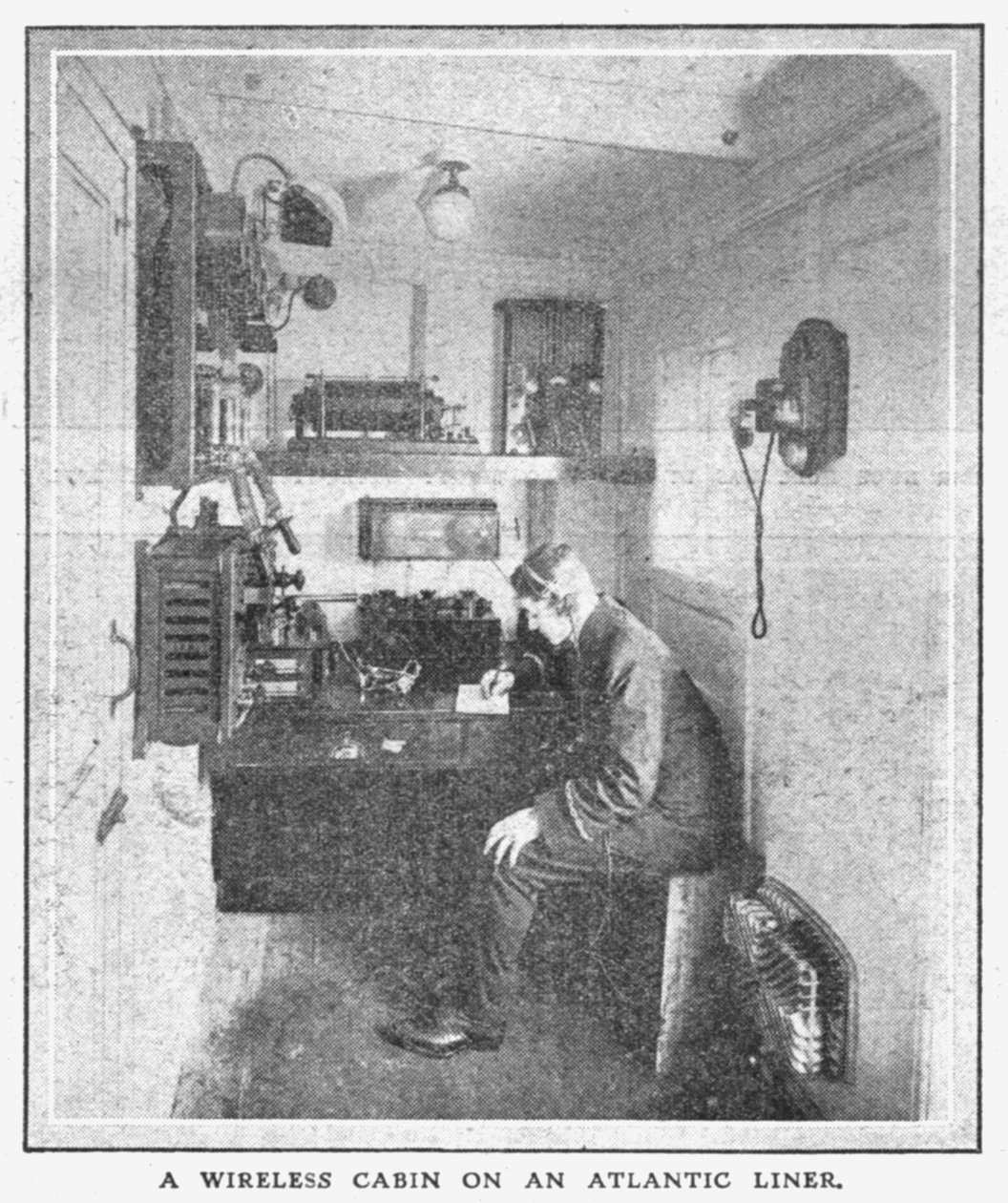 Langaton hytti Atlantin linja-aluksella, 20. huhtikuuta 1912. tekijältä Unbekannt