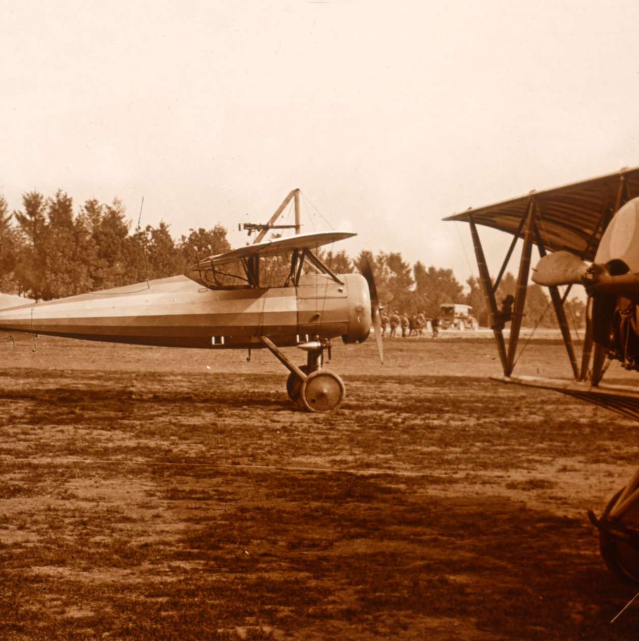 Lentokone nousemassa, c1914-c1918 tekijältä Unbekannt