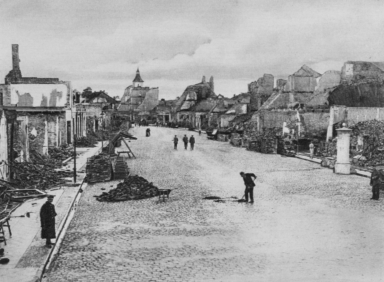 Katu Ortelsburgissa, Itä-Preussissa, ensimmäinen maailmansota, elokuu 1915 tekijältä Unbekannt