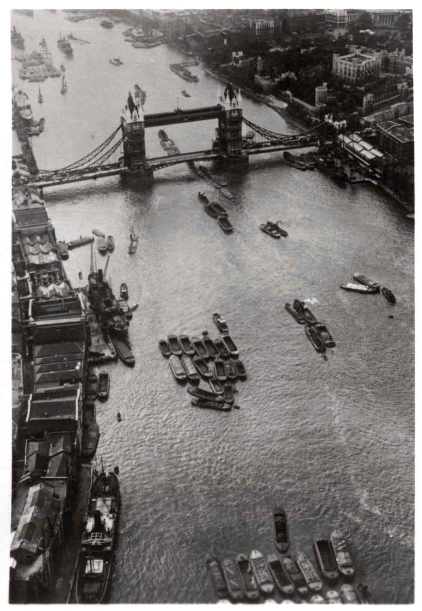 Ilmakuva Tower Bridgestä, Lontoosta, Zeppelinistä, 1931 1933 tekijältä Unbekannt