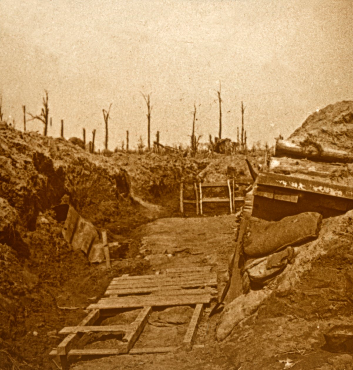 Pommituksen jälkeen, c1914-c1918 tekijältä Unbekannt