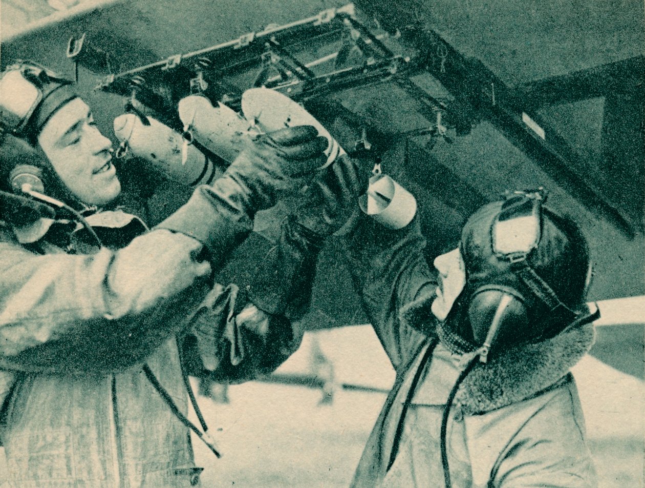 Ilmatarkkailija pommikoulutusta, 1940 tekijältä Unbekannt