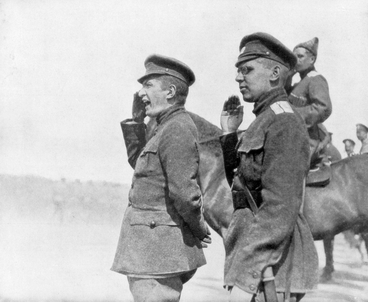 Aleksanteri Kerenski Venäjän joukkojen tarkastelun aikana, Ensimmäinen maailmansota, 1917 tekijältä Unbekannt