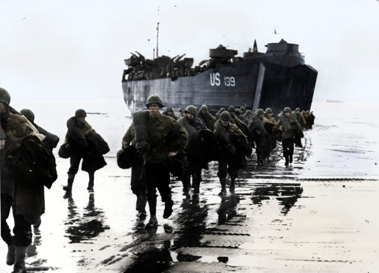 Amerikkalaiset joukot laskeutuvat Normandian hiekalle vuonna 1944 tekijältä Unbekannt