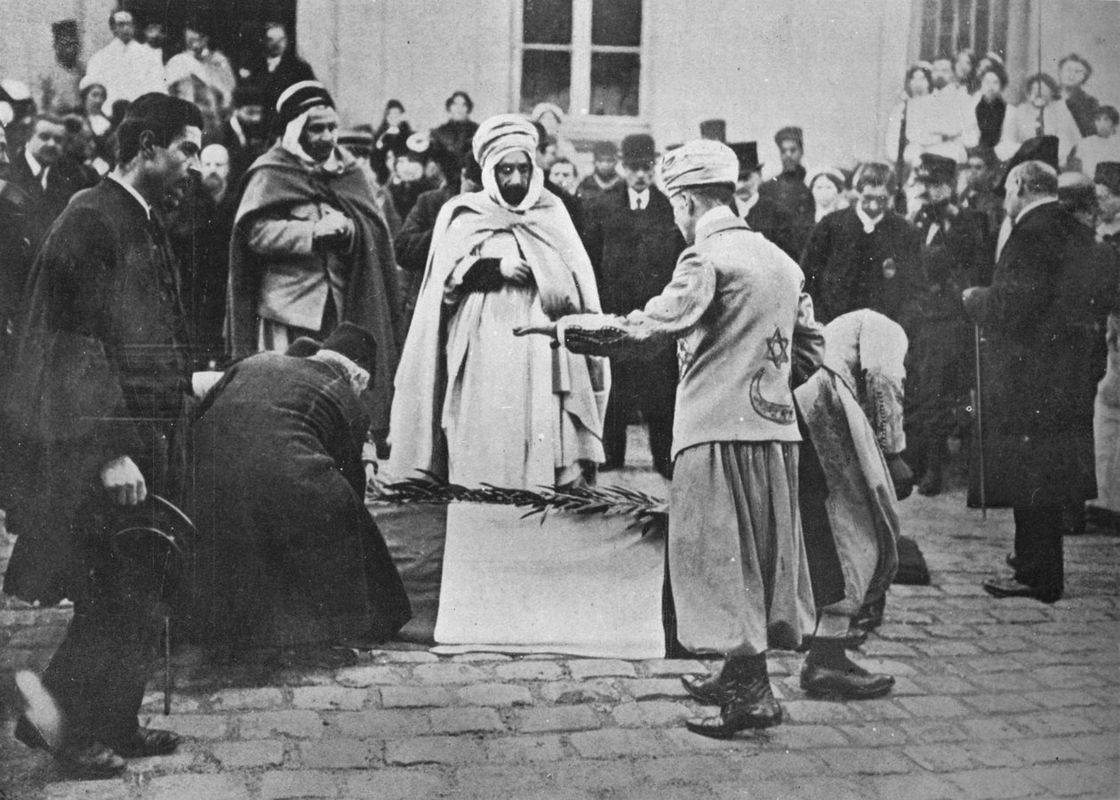 Epätavallinen näky Pariisissa, 1914 tekijältä Unbekannt