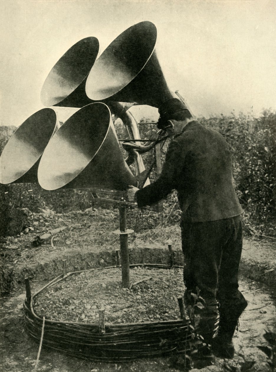 Ilmatorjuntalaite, ensimmäinen maailmansota, 1914-1918, c1920. tekijältä Unbekannt