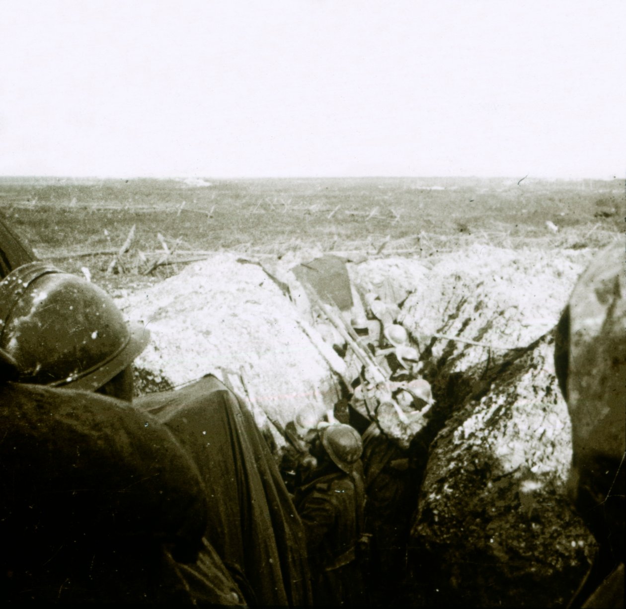Ilmatorjuntatulitus, etulinja, c1914-c1918 tekijältä Unbekannt
